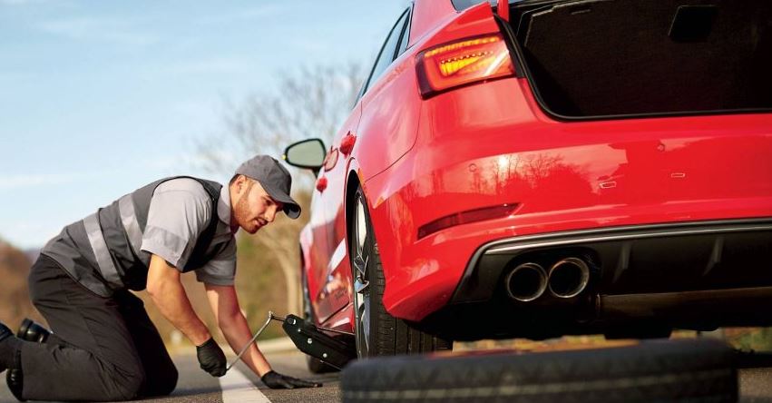 roadside assistance - tire change